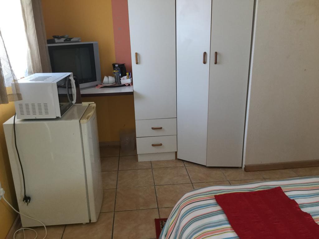 Twin Lodge Umtata Mthatha Bagian luar foto