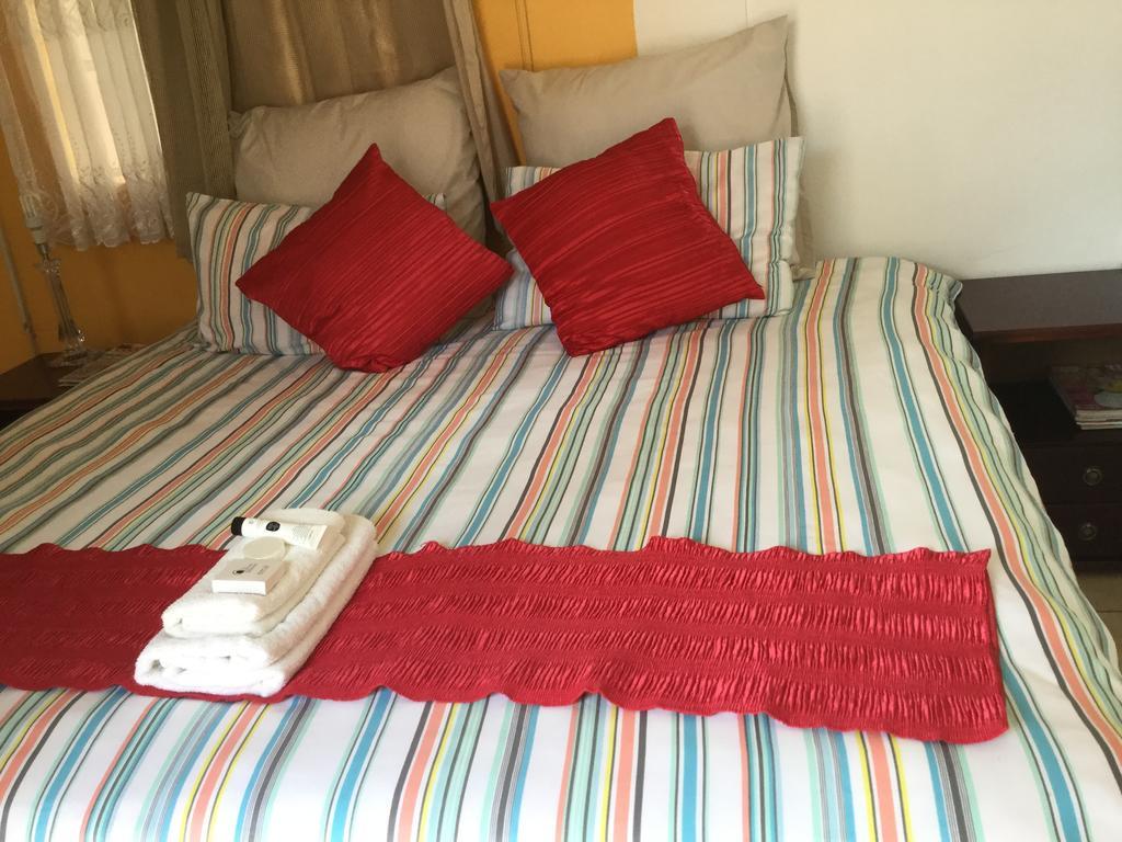 Twin Lodge Umtata Mthatha Bagian luar foto